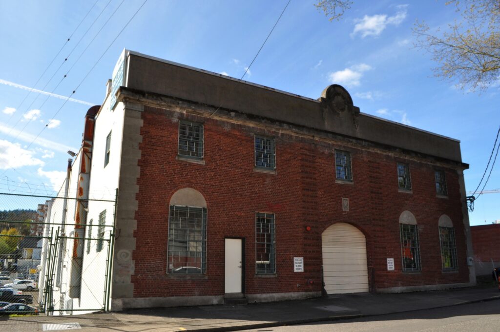 Police Warehouse flexible warehouse space